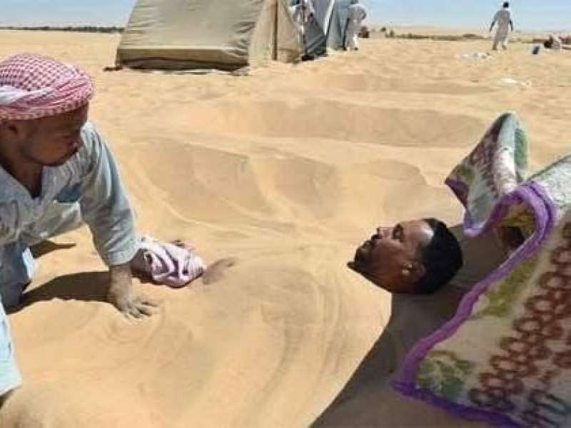 أرشيفية الدفن برمال سيوة