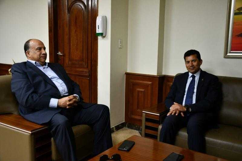 وزير الرياضة يُدعم استقرار الاتحاد السكندري ويثني على جهود رئيس النادي في تطويره