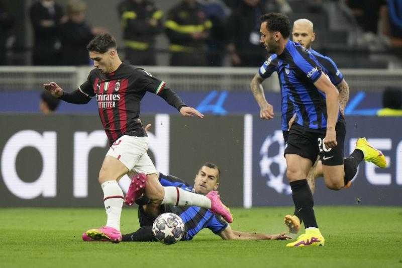 الشوط الأول.. التعادل السلبي يسيطر على مباراة ميلان والإنتر في دوري أبطال أوروبا