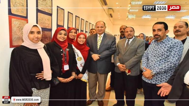 افتتاح معرض ومضة