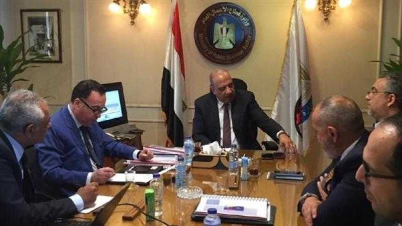 «قطاع الأعمال»: 32 مليار جنيه حجم العوائد الاستثمارية للمشروعات المطروحة بـ3 محافظات