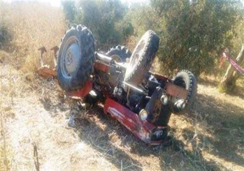 مصرع شاب إثر انقلاب جرار زراعي بالشرقية