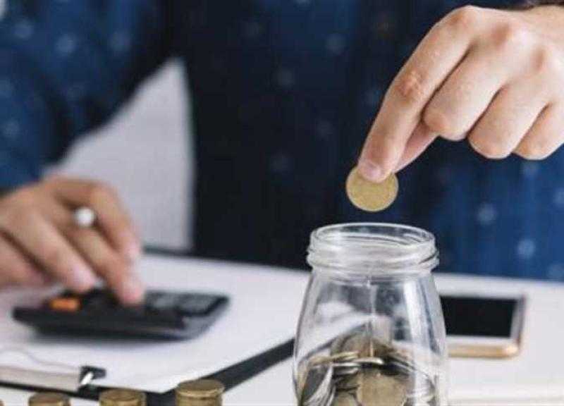 خبير اقتصادي يتوقع تثبيت أسعار الفائدة في اجتماع البنك المركزي المقبل