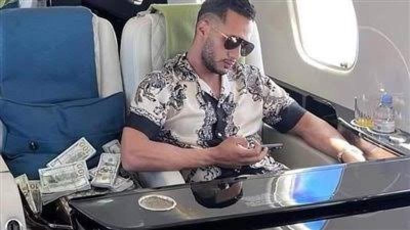 محمد رمضان يحذف صورة الدولارات ويرد على جمال شعبان: «ابعتلي أسماء المستشفيات»