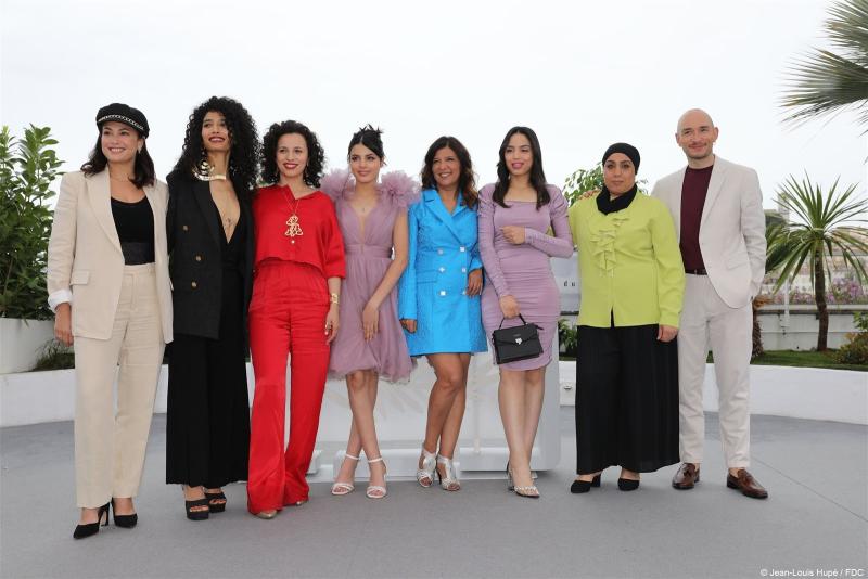 هند صبري بإطلالة أنيقة في مهرجان كان السينمائي