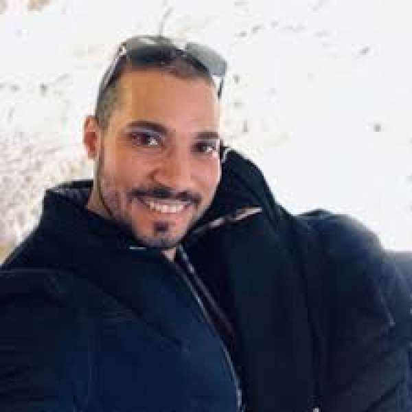الداعية عبدالله رشدي وزوجته 