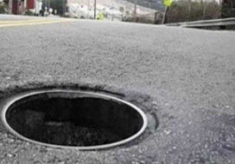 انتشال جثمان عاملين سقطا في بالوعة صرف أثناء تنظيفها بأبو النمرس