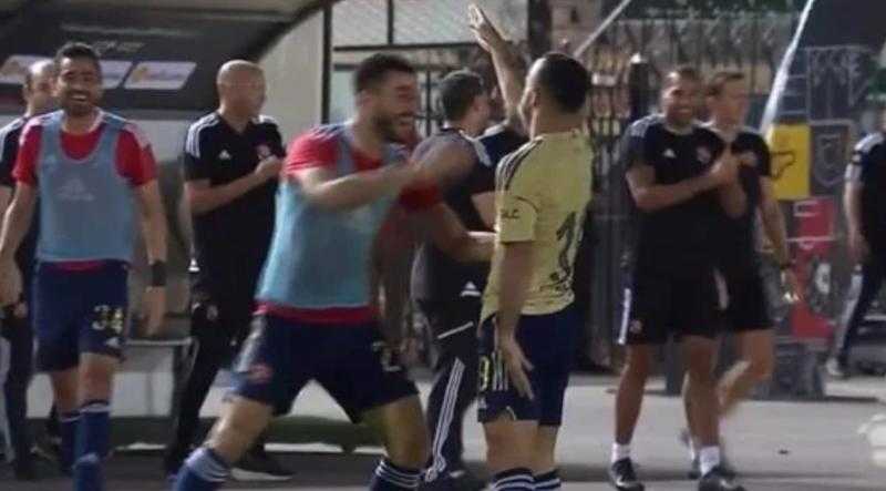 تطور جديد بعد أنباء إيقاف أفشة مدى الحياة بسبب احتفاله مع الأهلي