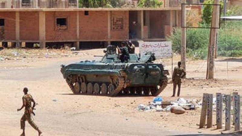 اشتباكات متقطعة في أم درمان بين الجيش السوداني والدعم السريع