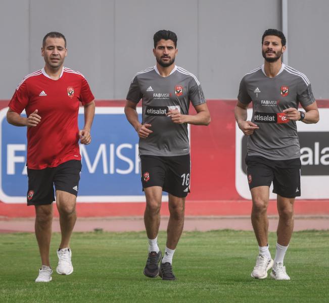الشناوي وعلي لطفي