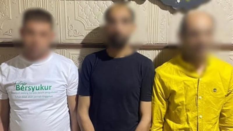 المتهمين 