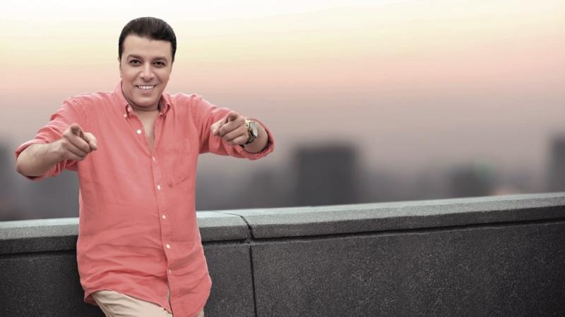 مصطفى كامل يطرح أحدث أغانيه بعنوان «كله كدب»