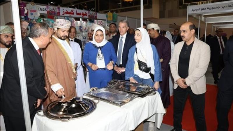 انطلاق معرض الصناعات المصرية العمانية بسلطنة عمان