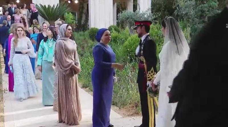 انتصار السيسي تُهنيء ولي العهد الأردني والأميرة رجوة.. فيديو