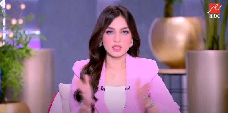 ياسمين عز تُفحم الأهلاوية: «اوعوا يجيلكم الضغط والسكر بعد ماتش الوداد»