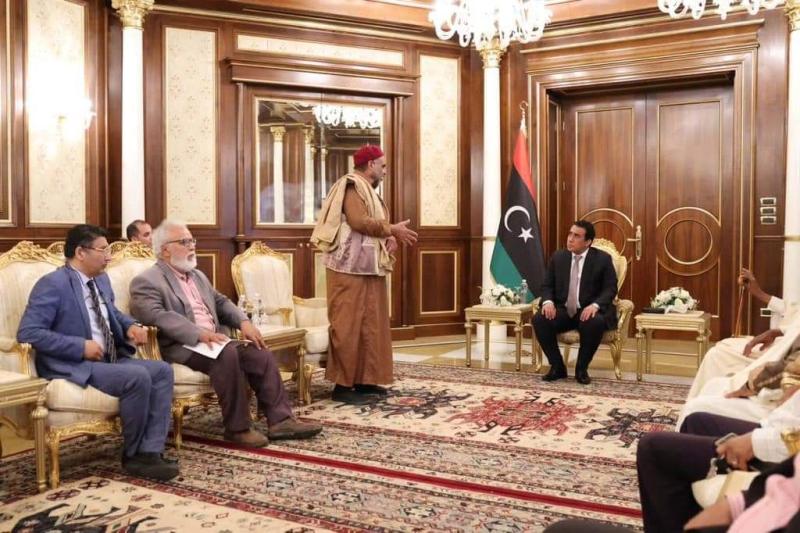 المنفي 