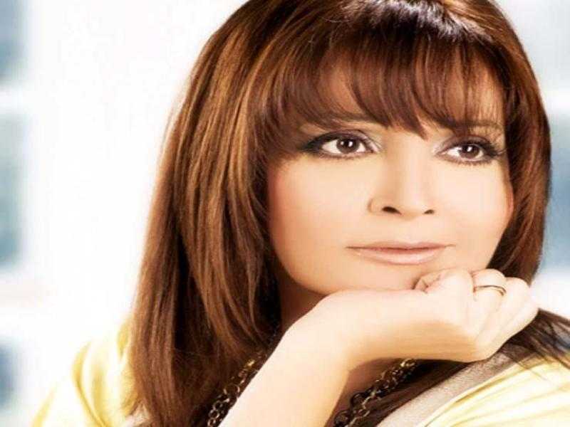 «محدش بيسأل عليا من الوسط الفني».. تيسير فهمي تكشف حقيقة اعتزالها