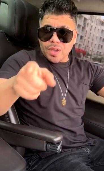 تتخطى 16 ألف جنيه.. سعر نظارة عمر كمال في أحدث ظهور