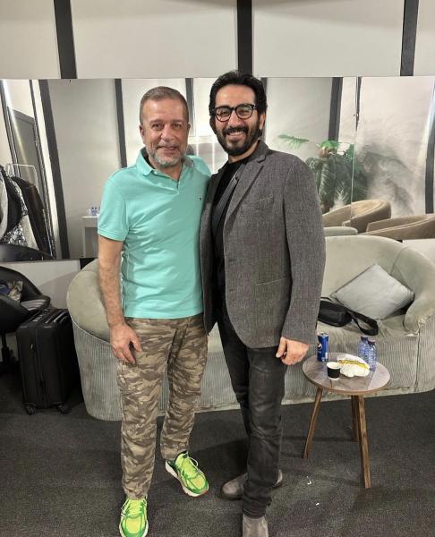 شريف منير يحضر عرض مسرحية ميمو لـ أحمد حلمي