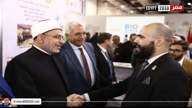 الدكتور سلامة داود