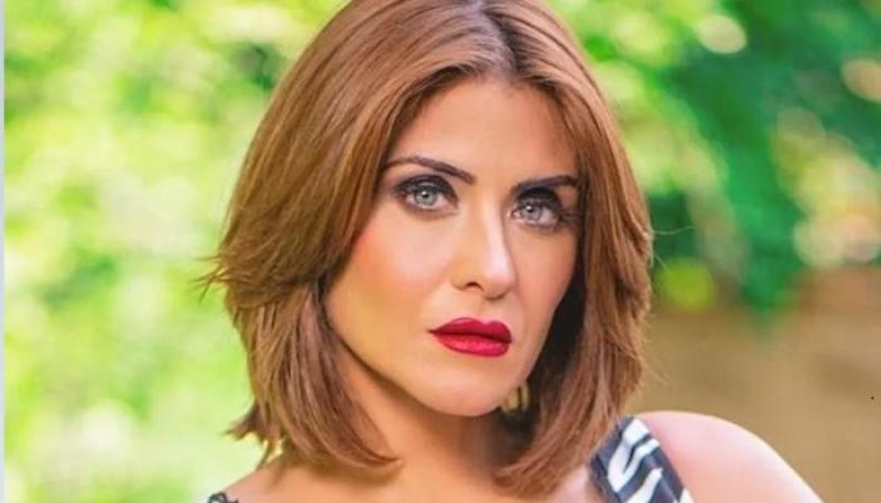 هيدي كرم تثير الجدل وتدافع عن سمكة القرش التي افترست السائح الروسي