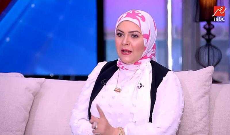 تشييع جنازة والدة منال عبد اللطيف.. اليوم