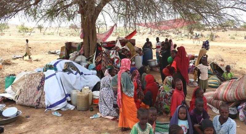 السودانيون يستغلون ”هدنة اليوم” في النزوح لمناطق آمنة