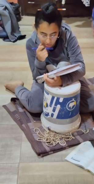 الطالبة منة الله عماد الأولى على الشهادة الإعدادية بكفر الشيخ