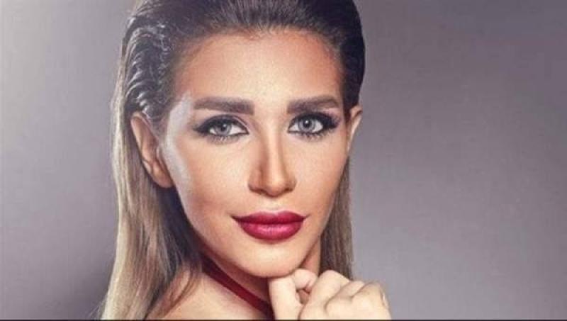 سارة نخلة: «مرضاش أكون زوجة تانية أو زوجي يتزوج عليا»