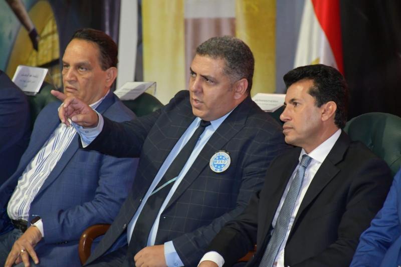 أشرف صبحي يفتتح مباراة مصر وأذربيجان للكيك بوكسينج