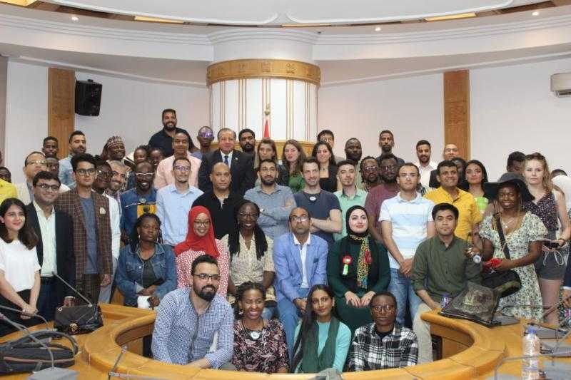 المشاركين بمنحة ناصر للقيادة الدولية في ضيافة المجلس الأعلى للثقافة ودار الأوبرا المصرية