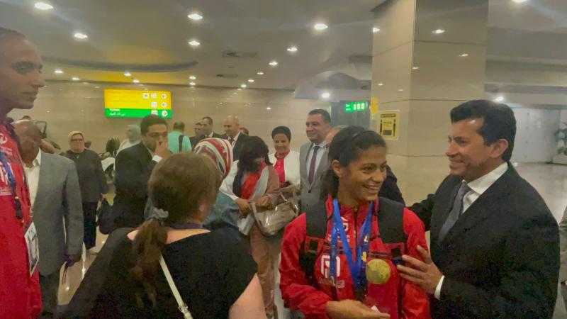 بعد حصد 27 ميدالية.. وزير الرياضة يستقبل بعثة منتخب مصر للإعاقات الذهنية