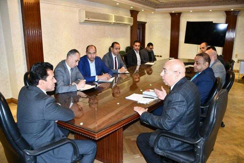 وزير الرياضة يناقش مع اتحاد الكاراتيه برامج وأنشطة اللعبة على المستوى الدولي والمحلي