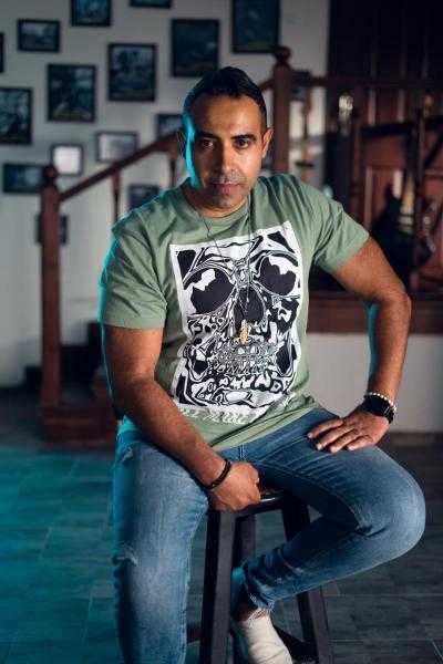 محمد عدوية ينشر برومو أغنيته الجديدة ويعلق : قريبًا