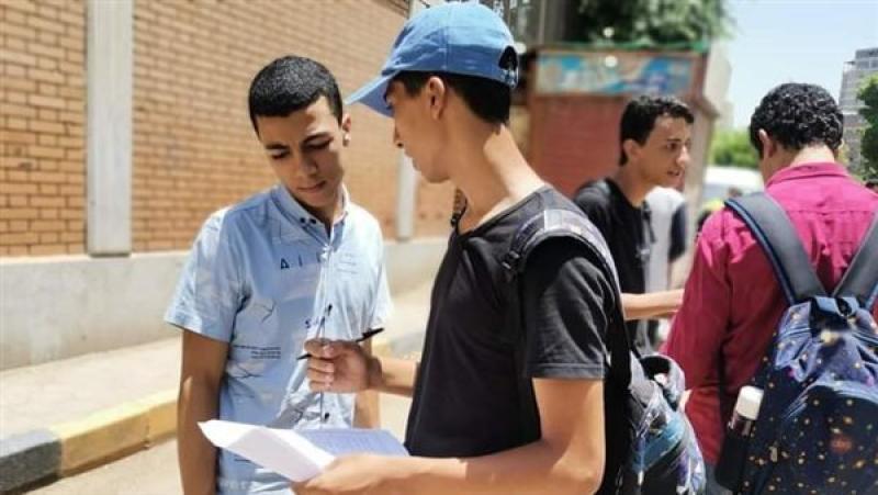 طلاب الثانوية العامة