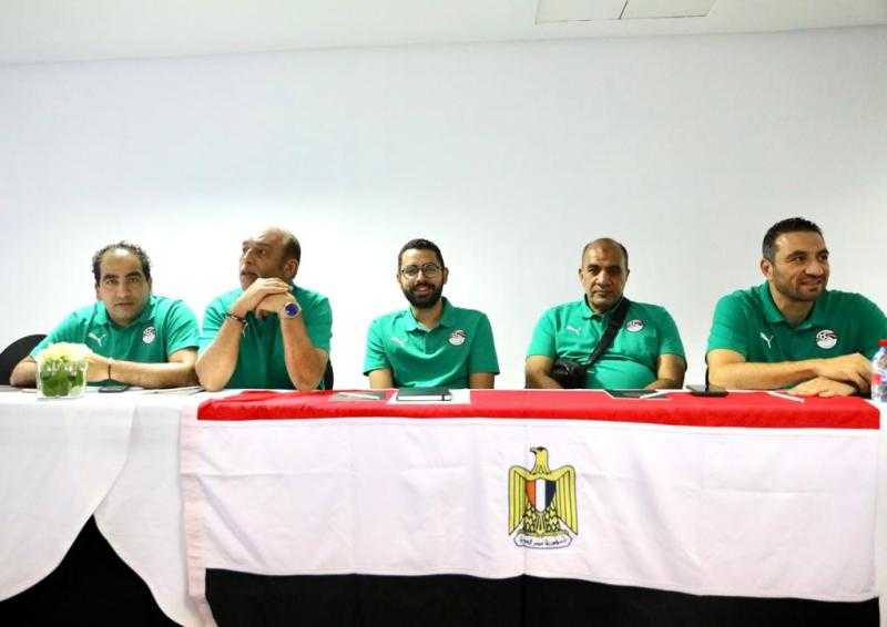 منتخب مصر بالأبيض والأسود في مواجهة غينيا بتصفيات أمم إفريقيا