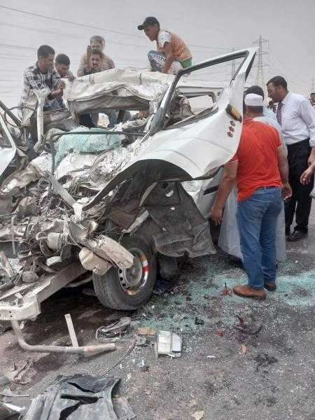 إصابة 3 أشخاص في حادث تصادم بسوهاج