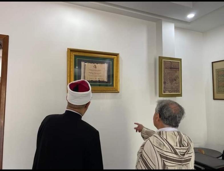 دكتور نظير عياد خلال الزيارة 