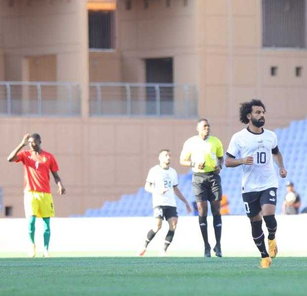 الشوط الأول.. «تريزيجيه» ينقذ مصر بهدف التعادل أمام غينيا في تصفيات أمم إفريقيا