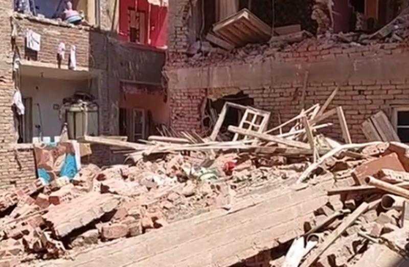 النيابة تأمر بتشكيل لجنة هندسية وفنية لفحص عقار الجيزة المنهار