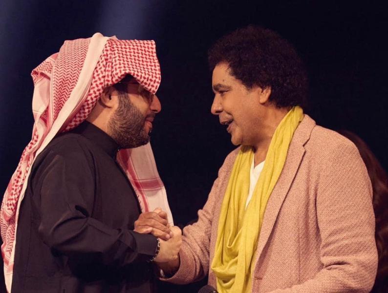 تركي آل الشيخ يوجه رسالة خاصة للكينج محمد منير قبل حفله