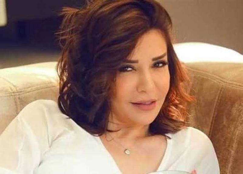 جيهان قمري: «جوزي كان بيمد إيده عليا ومطلعش راجل»