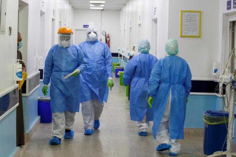 «الصحة»: خطوات جديدة لزيادة أجور العاملين في القطاع الطبي - فيديو
