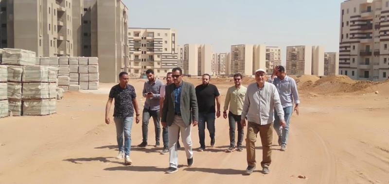 مسئولو الإسكان يتفقدون وحدات المبادرة الرئاسية سكن كل المصريين بحدائق العاصمة