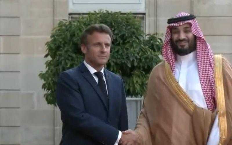 ماذا دار في لقاء ولي العهد السعودي والرئيس الفرنسي؟  - فيديو