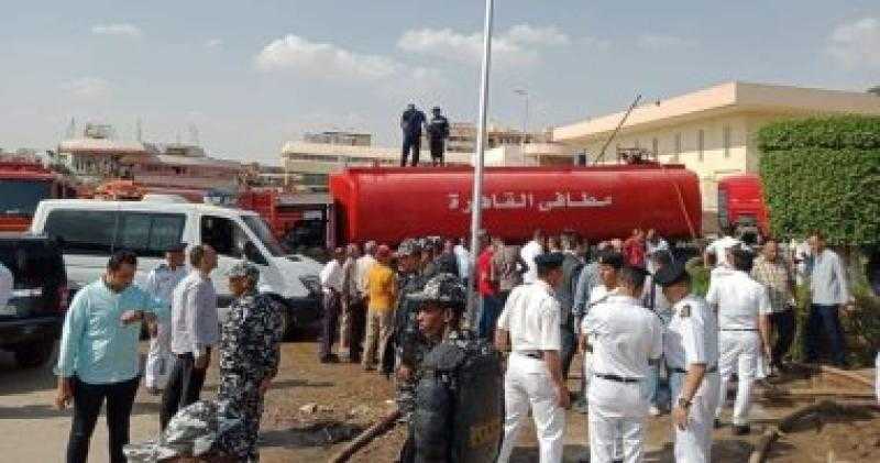 إخماد حريق بمخلفات وأخشاب بشركة الكهرباء بمدينة 6 أكتوبر