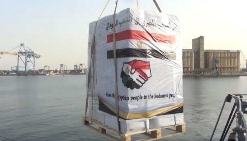 المساعدات الإنسانية 