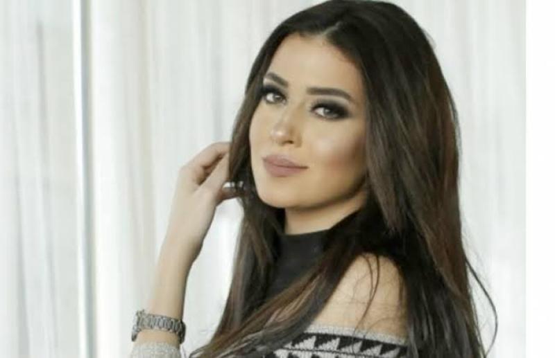 ميرنا نور الدين تخطف الأنظار في أحدث ظهور لها