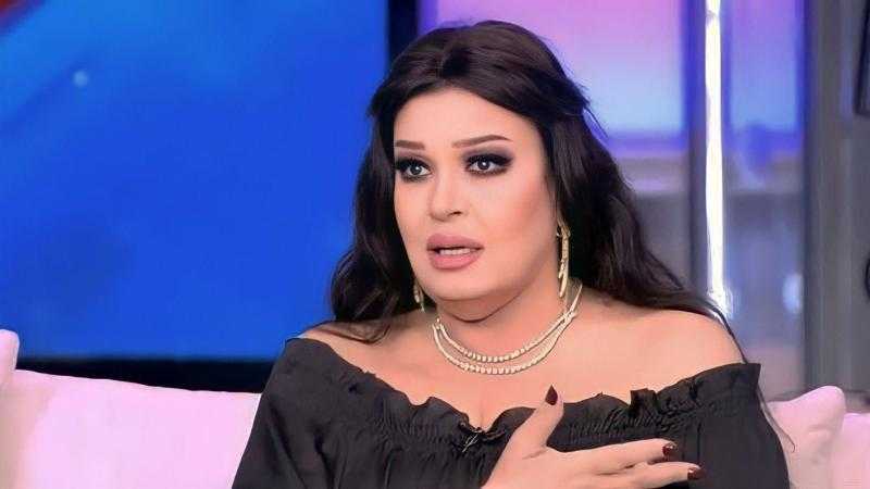 فيفي عبده تشارك جمهورها بوصلة رقص جديدة