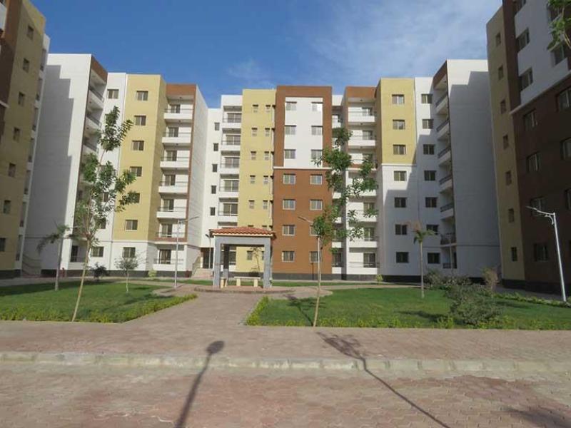 شقق الإسكان